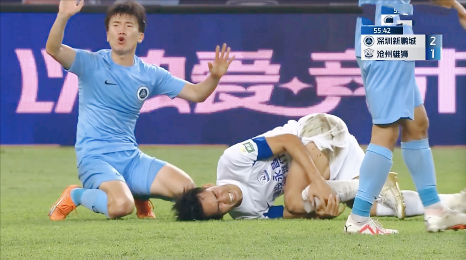 雷速体育-关于体操大奖赛焦点战：三湘雄狮队读秒扳平漓江雷豹队，客场强势带走胜利。二次进攻频频奏效的信息