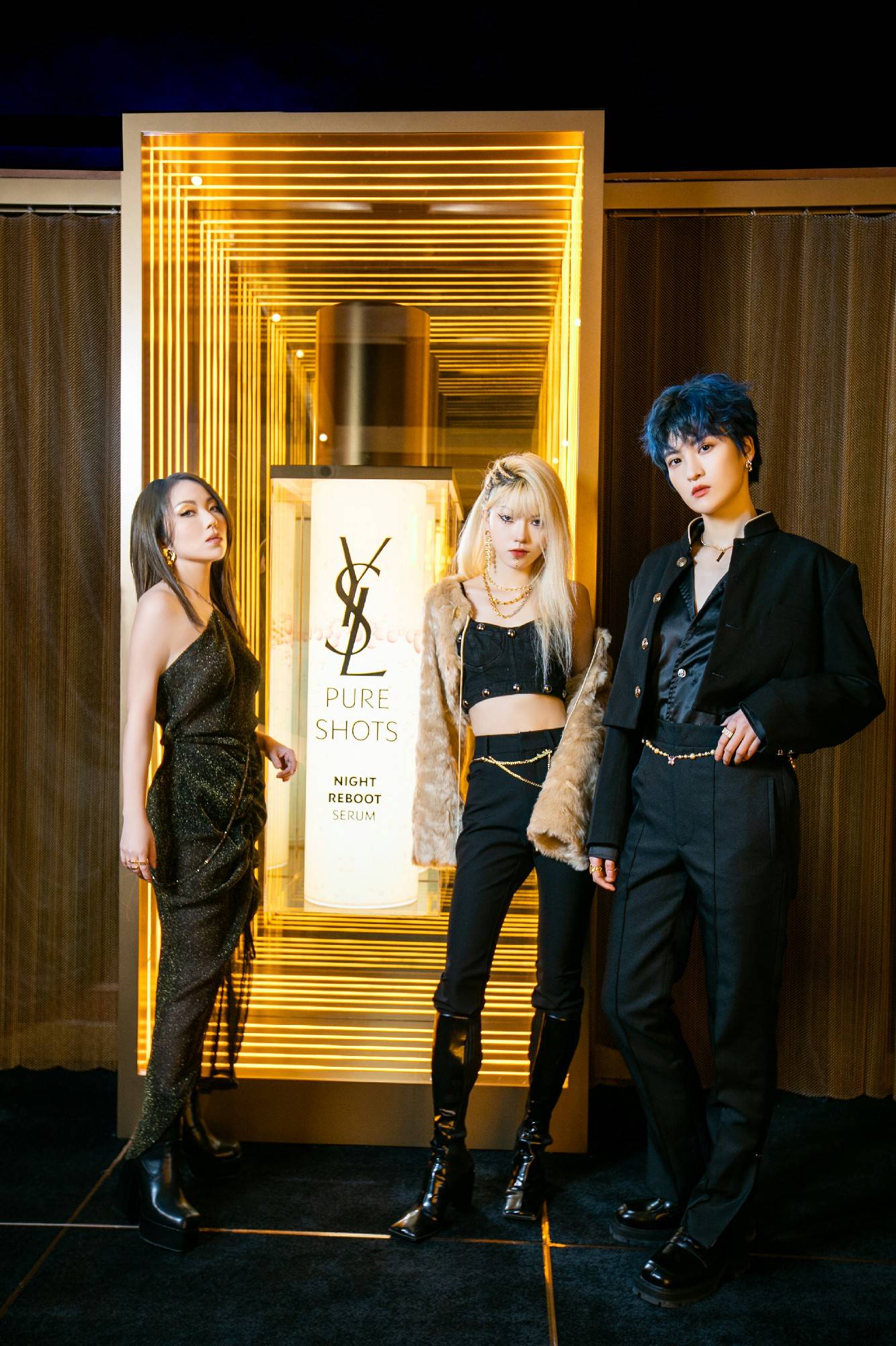 雷速-包含全明星赛加时末段再迎强敌，多伦多猛龙官宣签约，主帅态度——话题不断，医务组通报恢复的词条