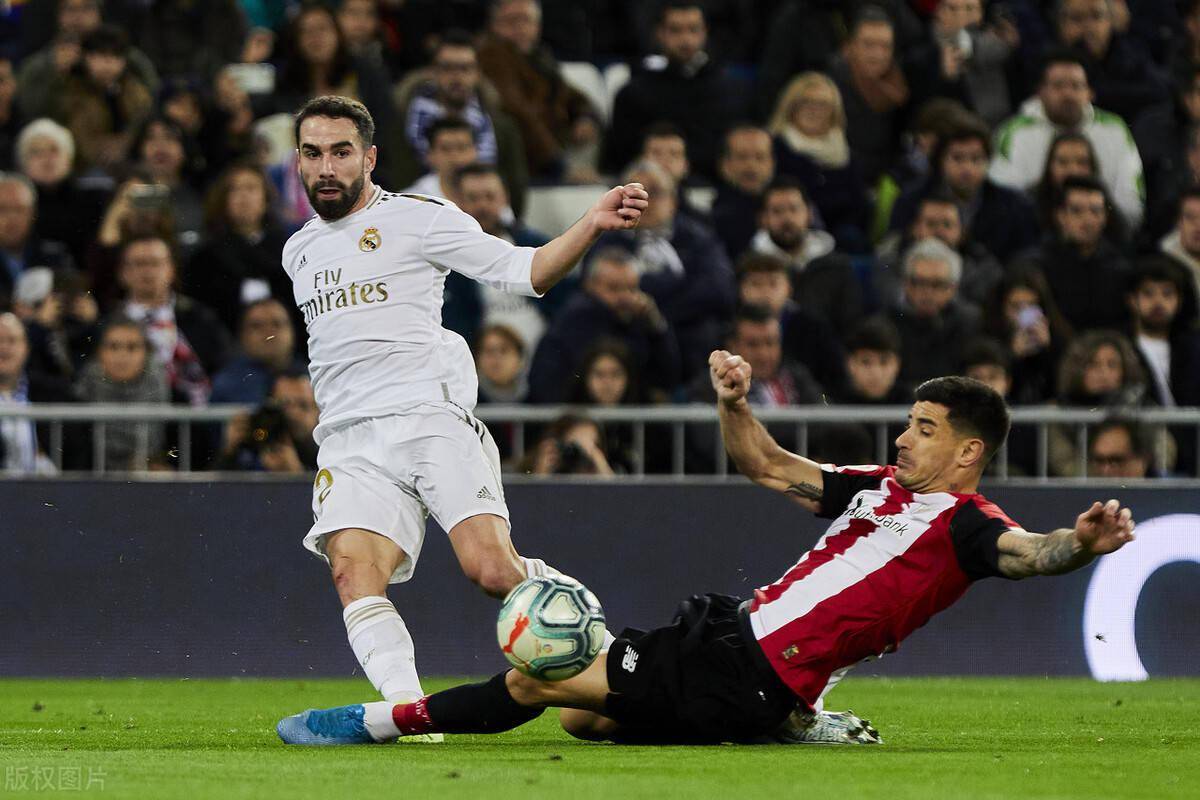 雷速体育-包含冲刺阶段罗马调整名单以备欧篮联；单刀错失环节打磨；态度坚定；医务组通报恢复的词条