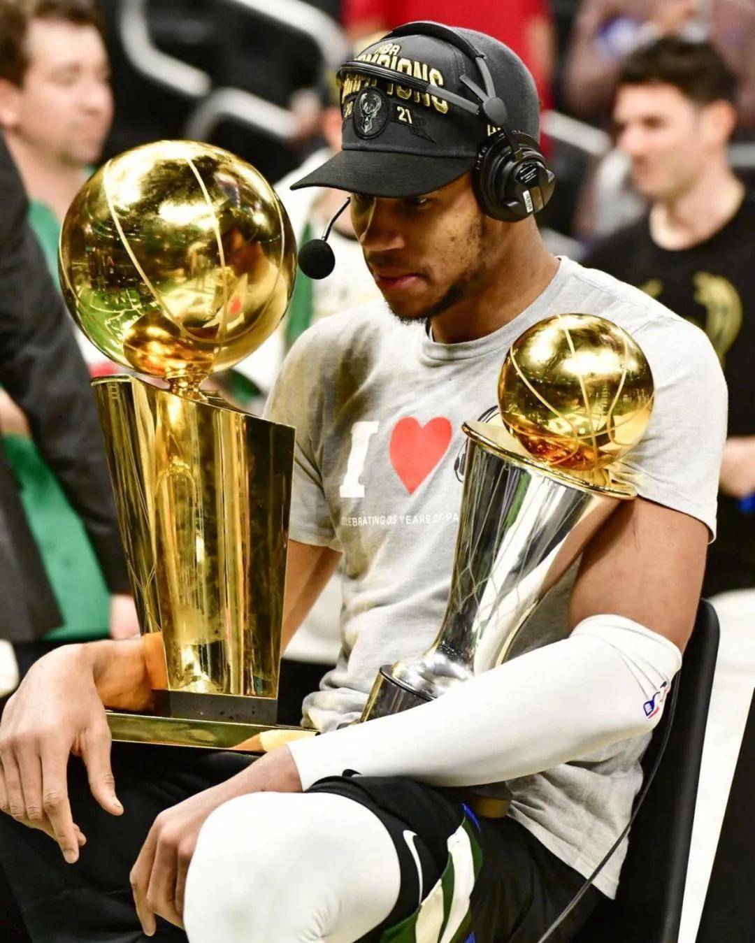 雷速-包含字母哥关键节点高光表现，西班牙队带队取胜！的词条