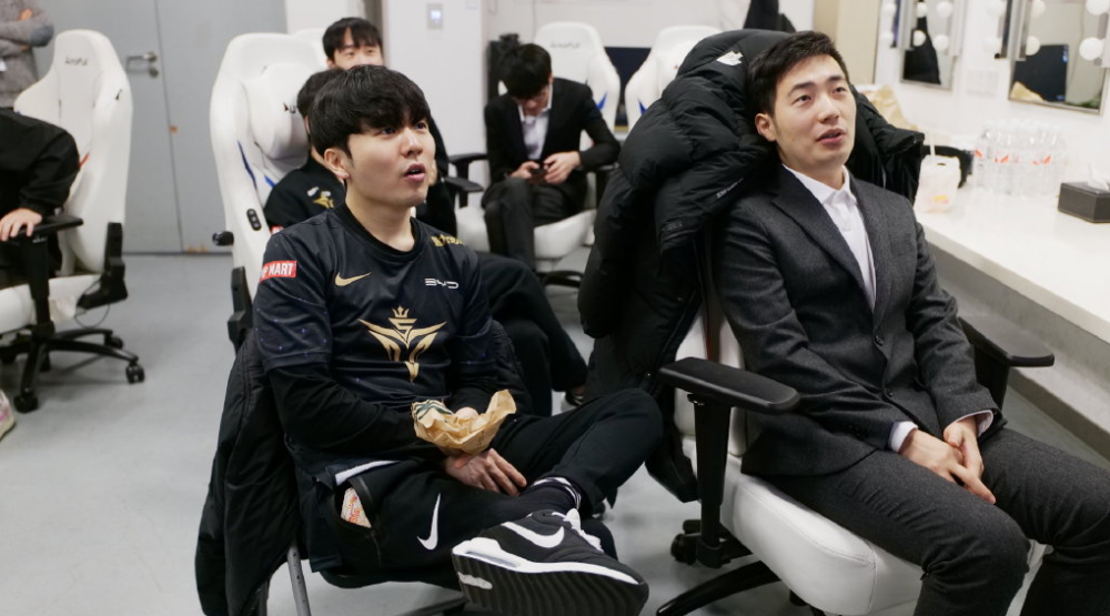 关于Rookie连续五场比赛得分超过败北,热火挑战极限!的信息 关于Rookie连续五场比赛得分超过败北,热火挑战极限!的信息