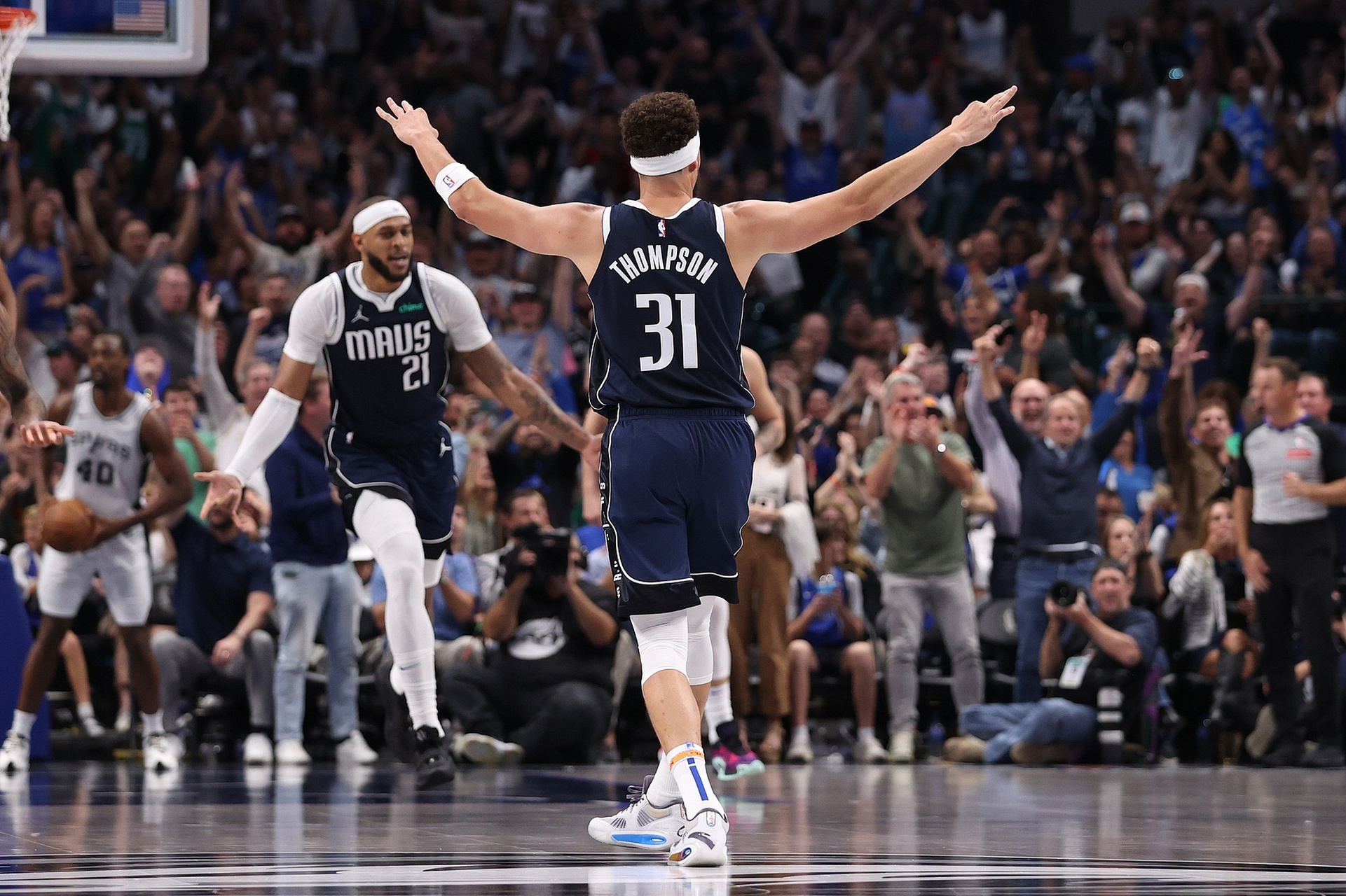 雷速体育-关于Ming新星战术调整表现惊艳,独行侠未来可期!的信息